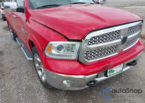 2015 Ram 1500 Laramie из США, поврежденный, VIN 1C6RR7JM8FS501701